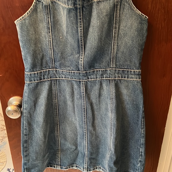 Boyish The Kennedy Snap Front Denim Dress in Misfits - Picture 5 of 5